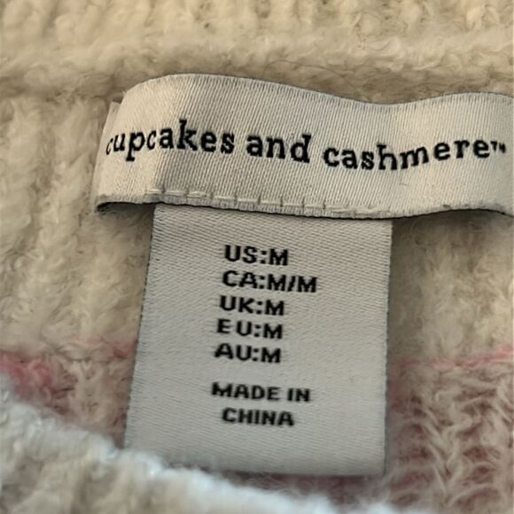Cupcakes and cashmere, pink and red heart sweater size medium - Picture 4 of 8